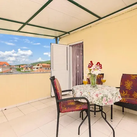 Apartments And Room Take It Easy Tribunj  Exterior photo